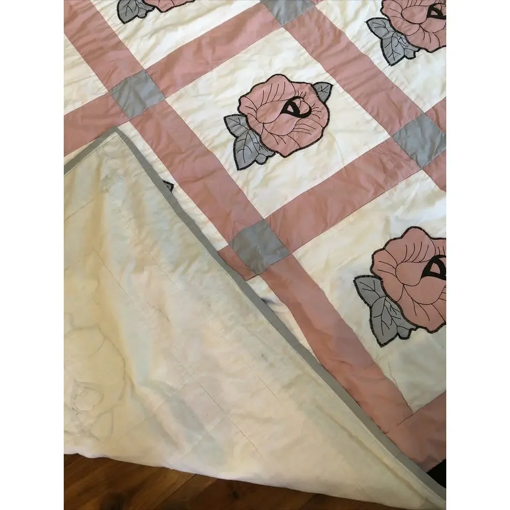 Vintage Floral Rose Quilt Pink, Grey, Cream 93